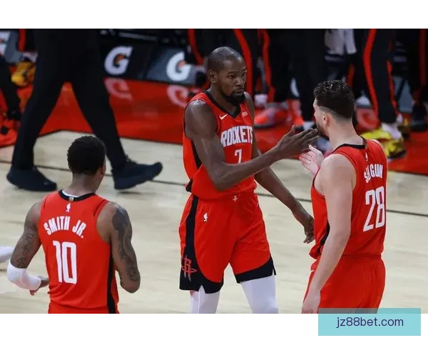 杜兰特力争双杀火箭 库明加缺阵约翰逊领衔连胜之战